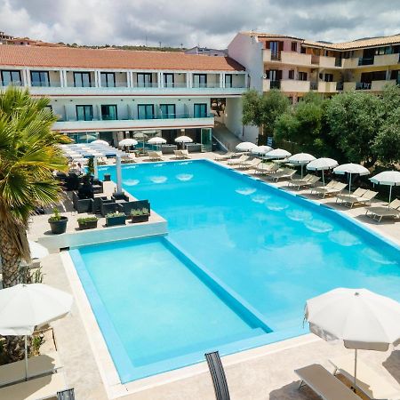 Horizon Hotel Badesi Zewnętrze zdjęcie