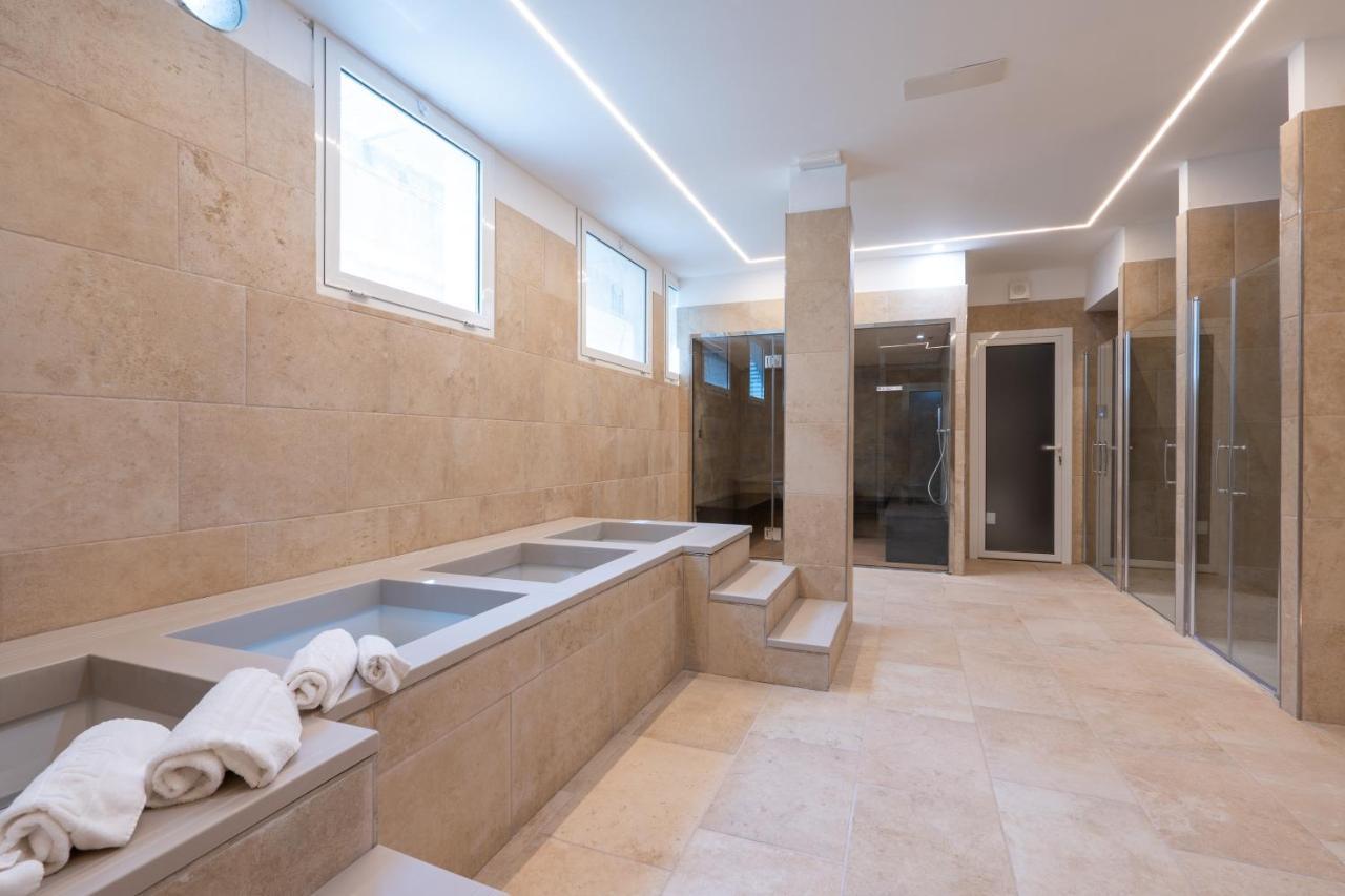 Horizon Hotel Badesi Zewnętrze zdjęcie