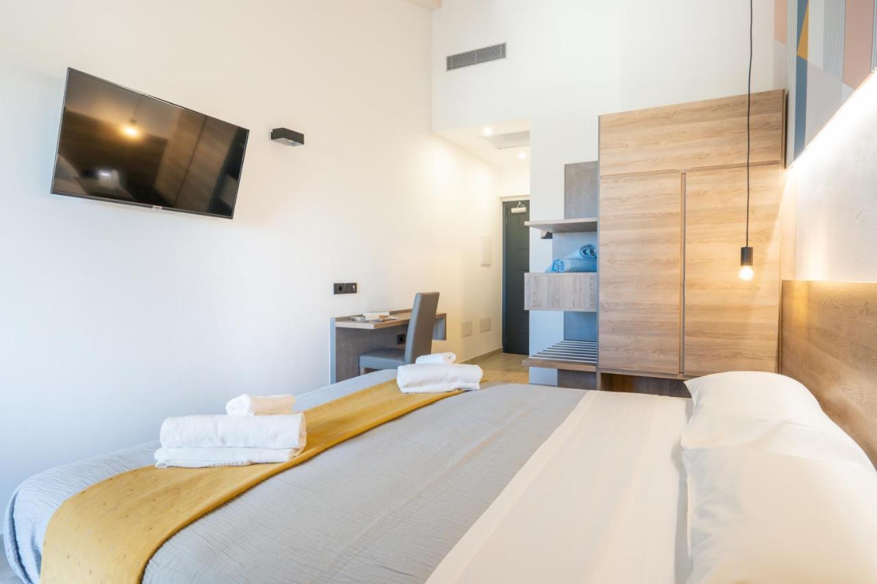 Horizon Hotel Badesi Zewnętrze zdjęcie